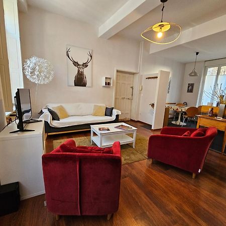 Le Pasteur Apartment ดีจอง ภายนอก รูปภาพ