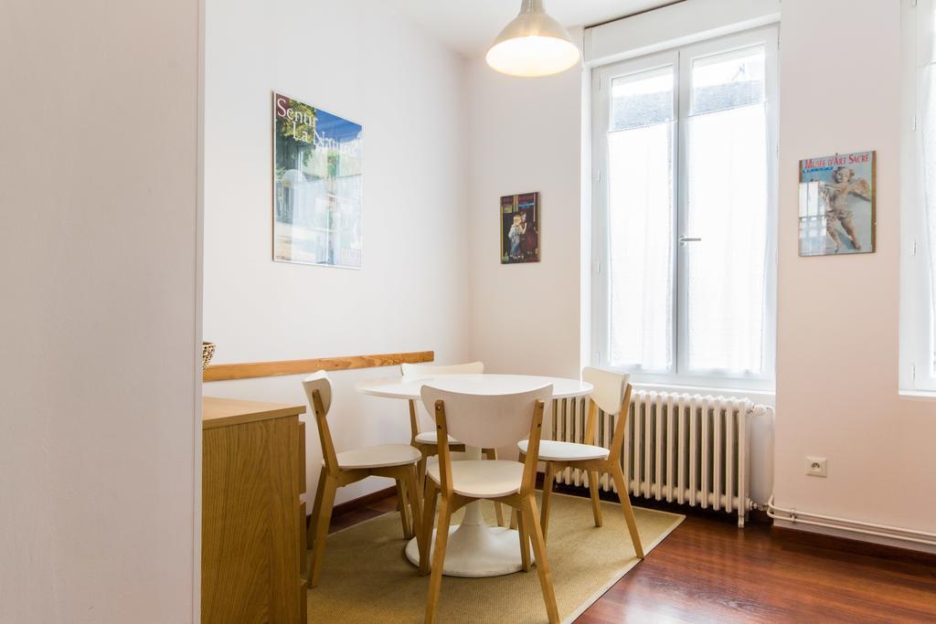 Le Pasteur Apartment ดีจอง ห้อง รูปภาพ
